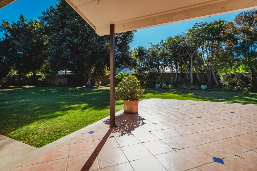 4 Bedroom Property for Sale in Heather Park Western Cape